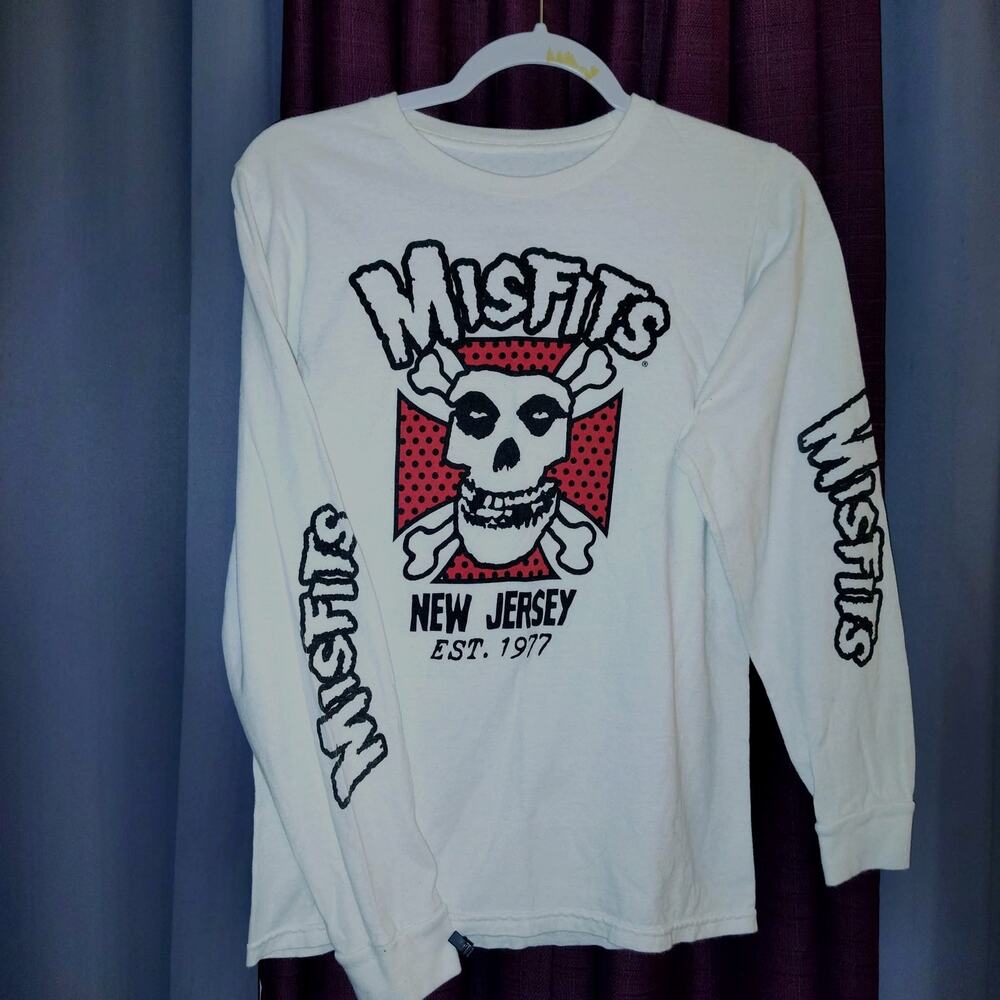 OFFICIAL MISFITS MERCH - LONG SLEEVE SHIRT - NJ EST 77